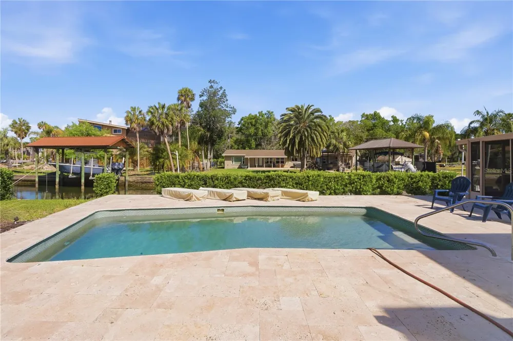 9235 W HARBOR ISLE COURT Crystal River, FL 34429
