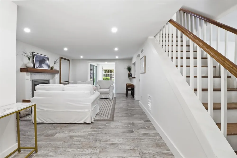 9235 W HARBOR ISLE COURT Crystal River, FL 34429