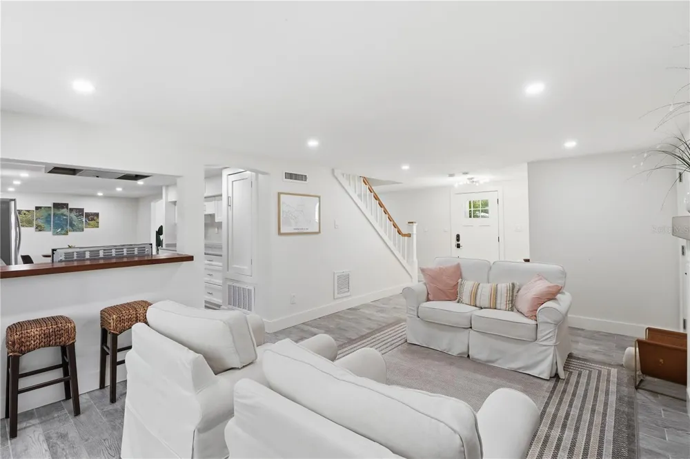 9235 W HARBOR ISLE COURT Crystal River, FL 34429