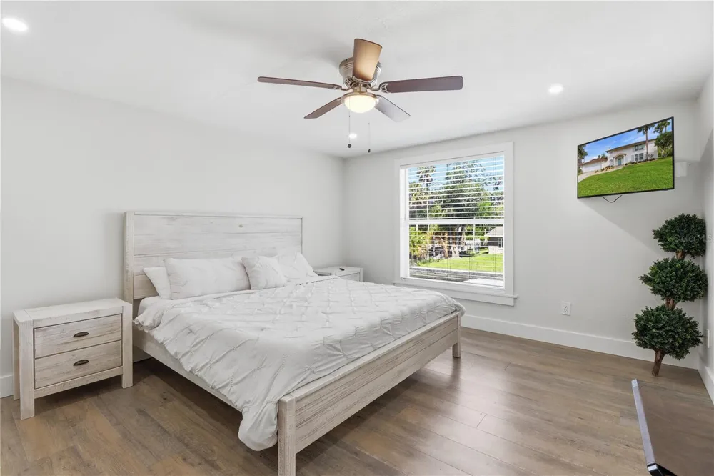 9235 W HARBOR ISLE COURT Crystal River, FL 34429
