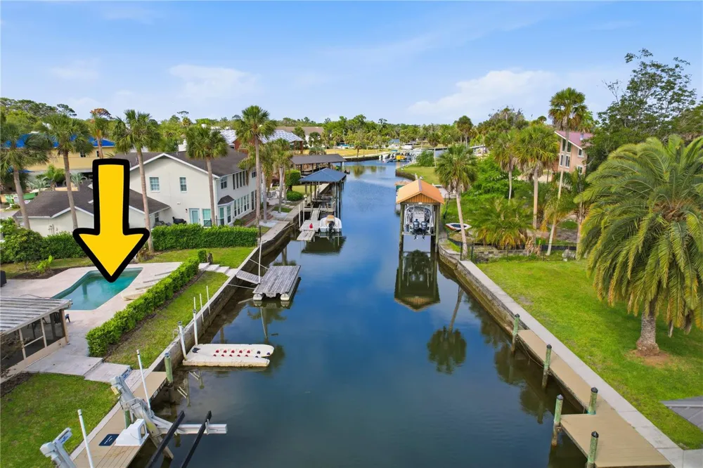 9235 W HARBOR ISLE COURT Crystal River, FL 34429