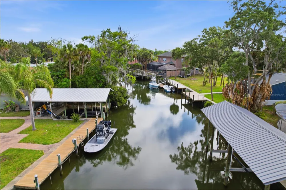 9235 W HARBOR ISLE COURT Crystal River, FL 34429