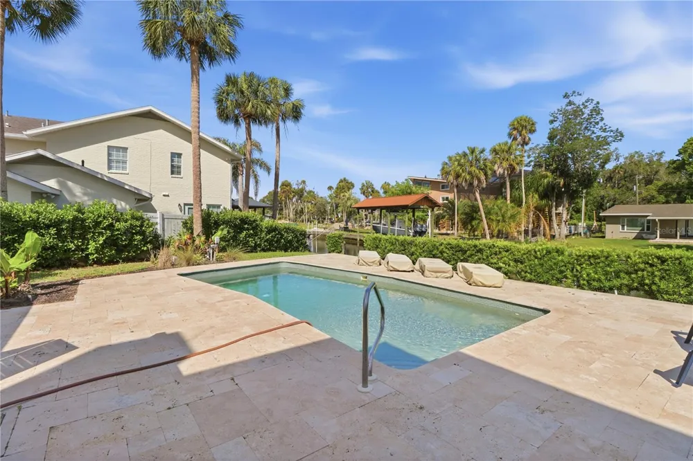 9235 W HARBOR ISLE COURT Crystal River, FL 34429