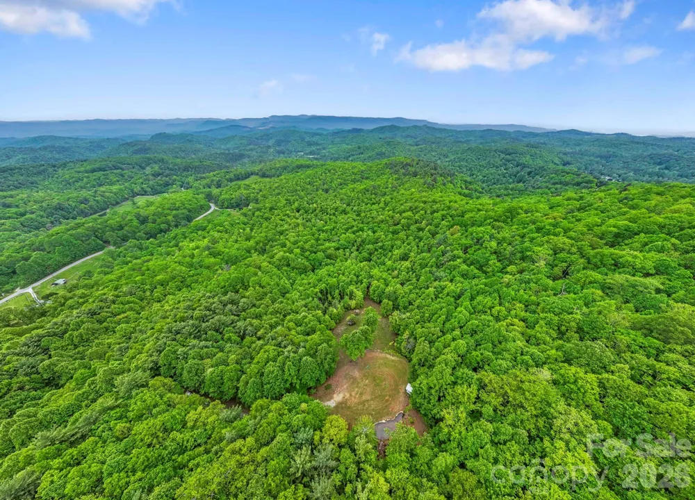 1325 Golden Road Lake Toxaway, NC 28747
