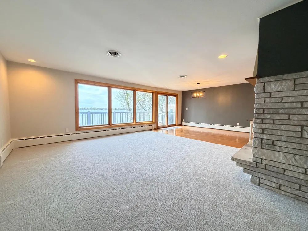 809 W Lake Avenue Worthington, MN 56187