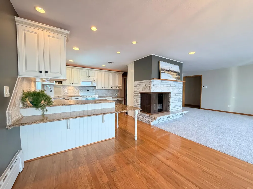 809 W Lake Avenue Worthington, MN 56187