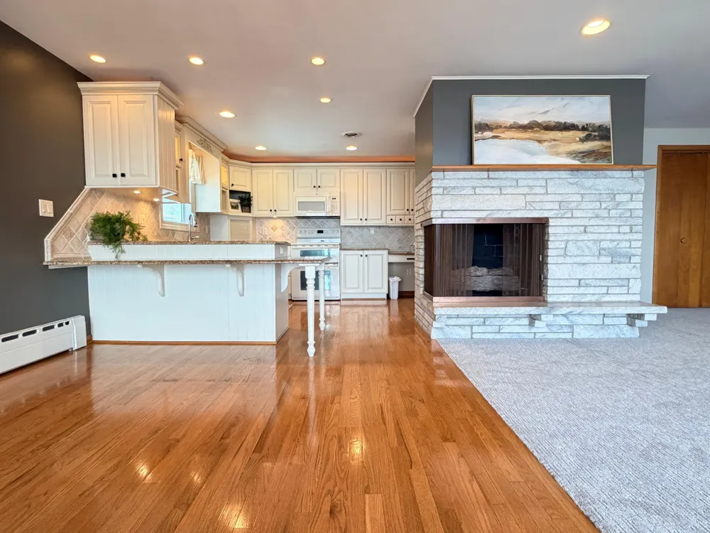 809 W Lake Avenue Worthington, MN 56187