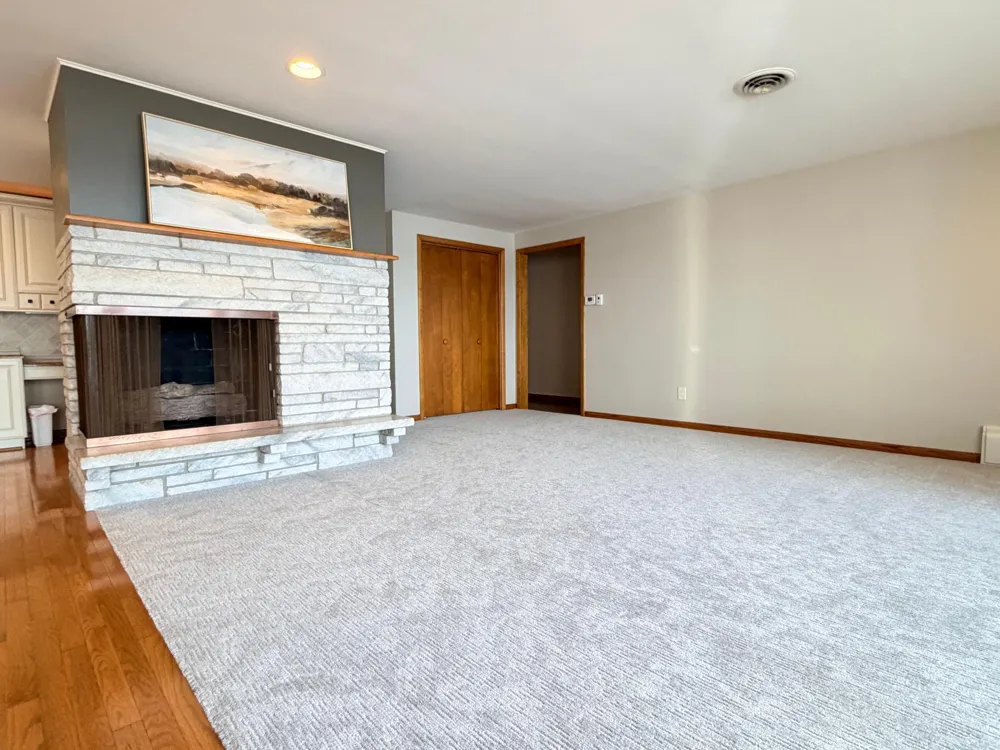 809 W Lake Avenue Worthington, MN 56187