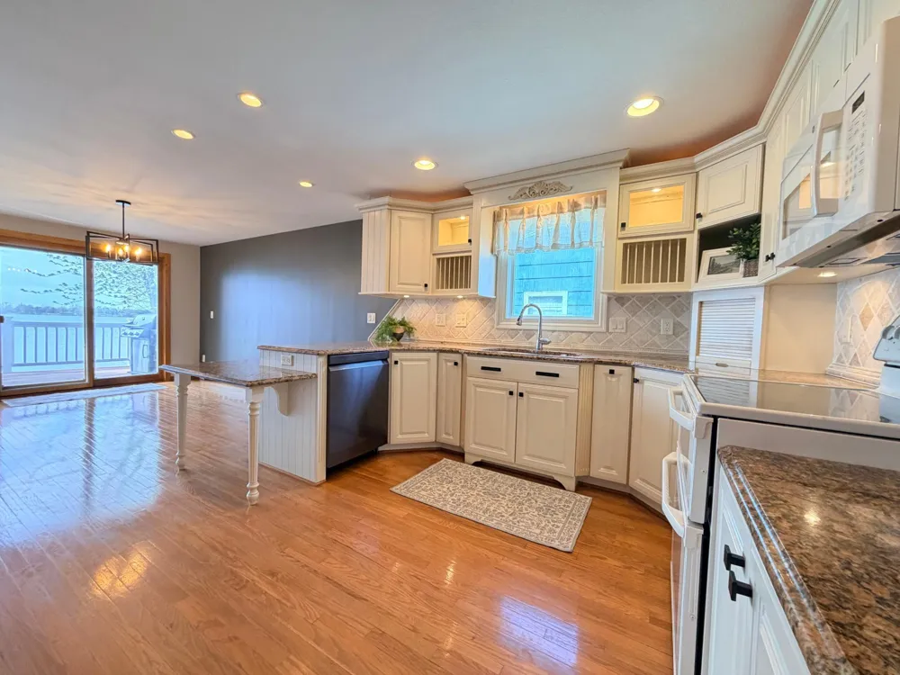 809 W Lake Avenue Worthington, MN 56187