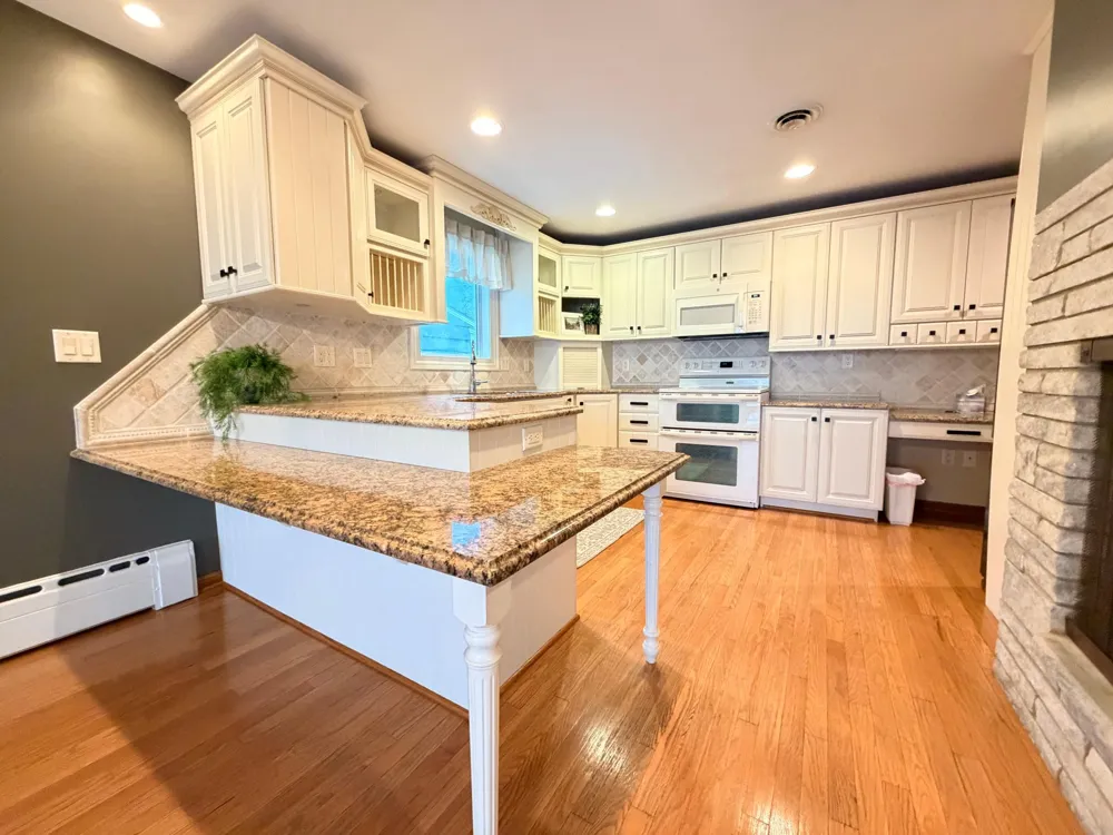 809 W Lake Avenue Worthington, MN 56187