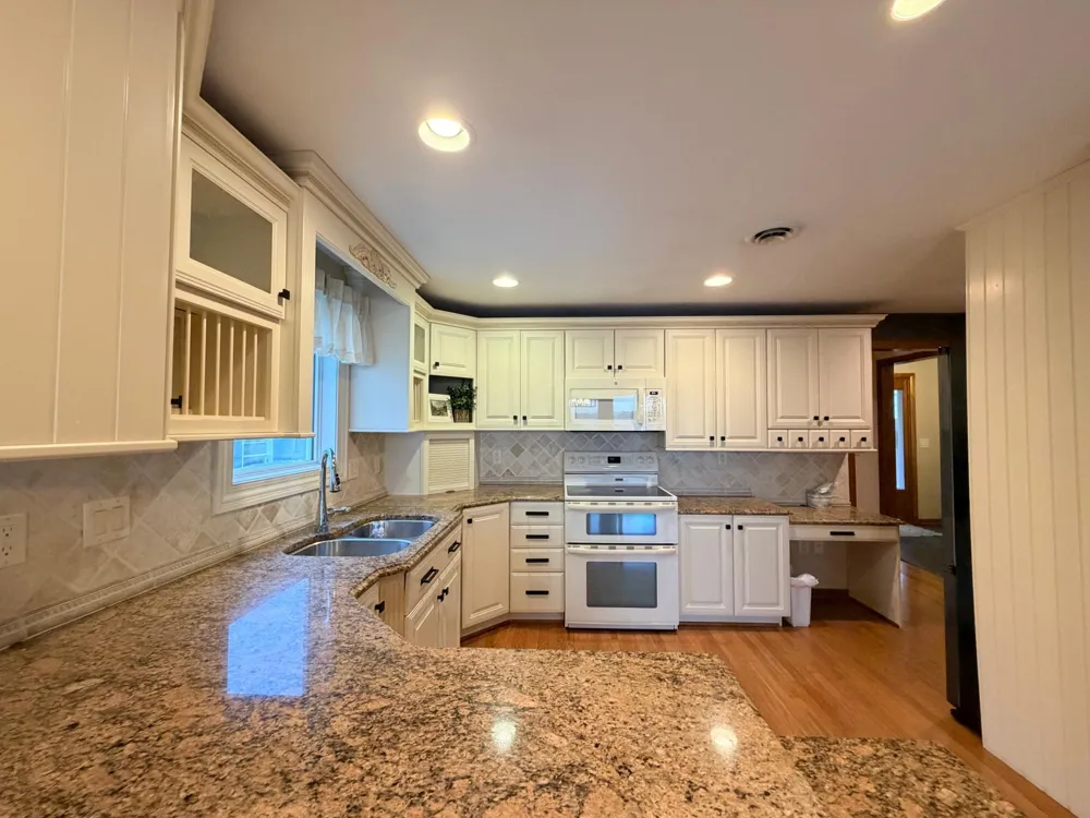 809 W Lake Avenue Worthington, MN 56187