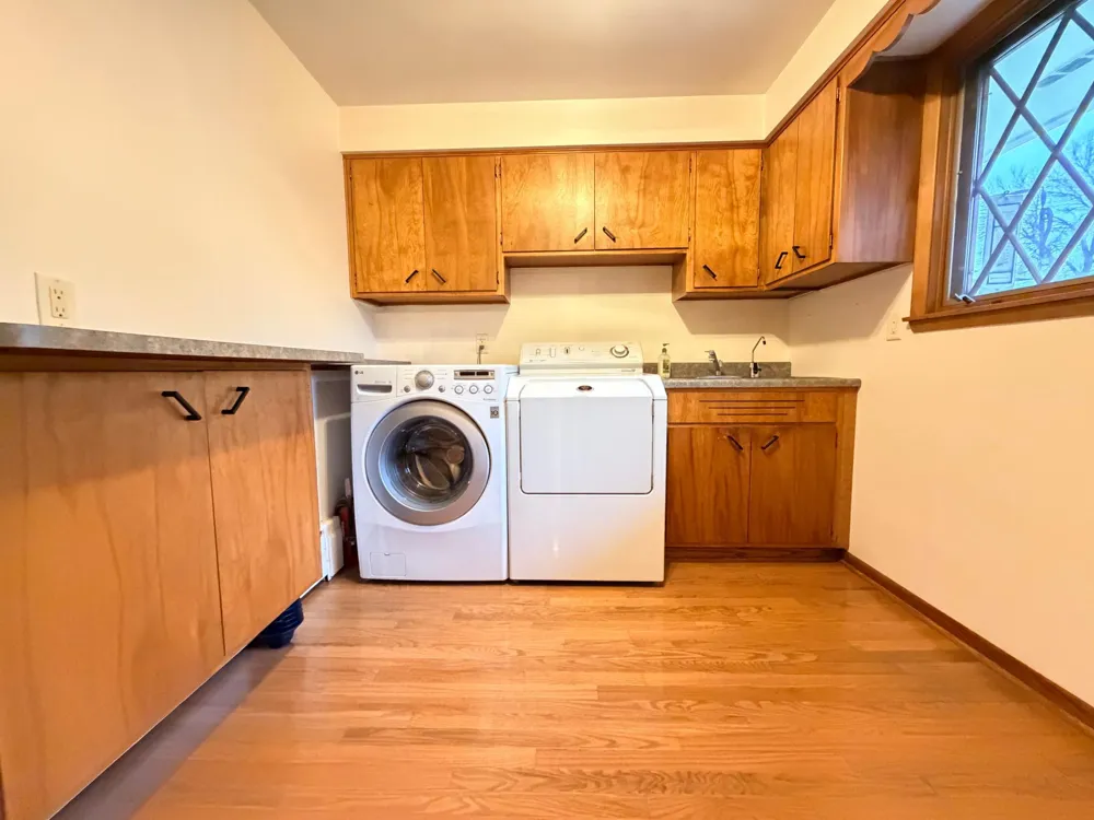 809 W Lake Avenue Worthington, MN 56187
