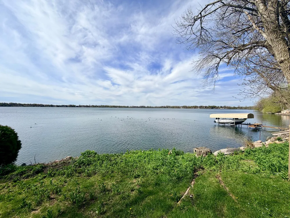 809 W Lake Avenue Worthington, MN 56187