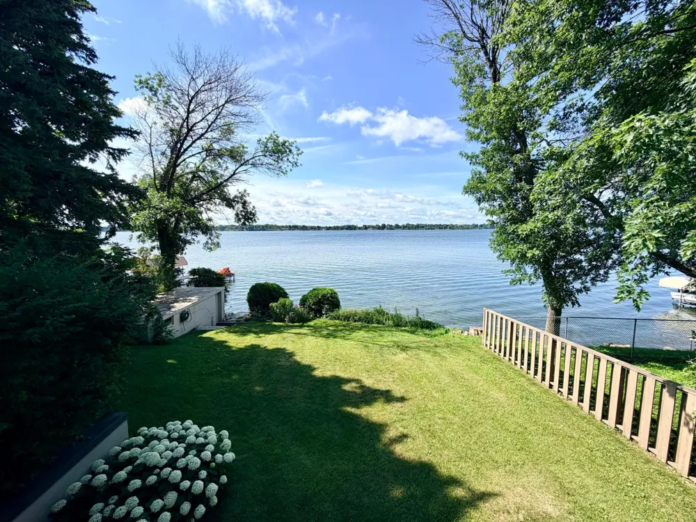 809 W Lake Avenue Worthington, MN 56187