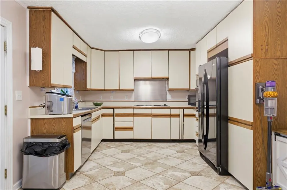 1004 W Lewis Street Rossville, GA 30741