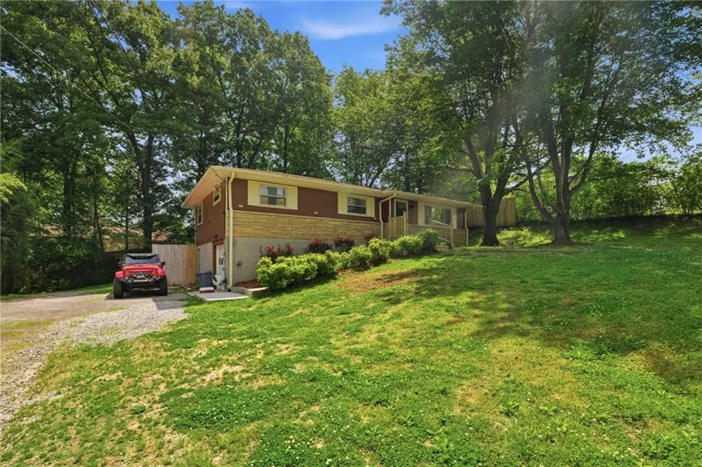 1004 W Lewis Street Rossville, GA 30741