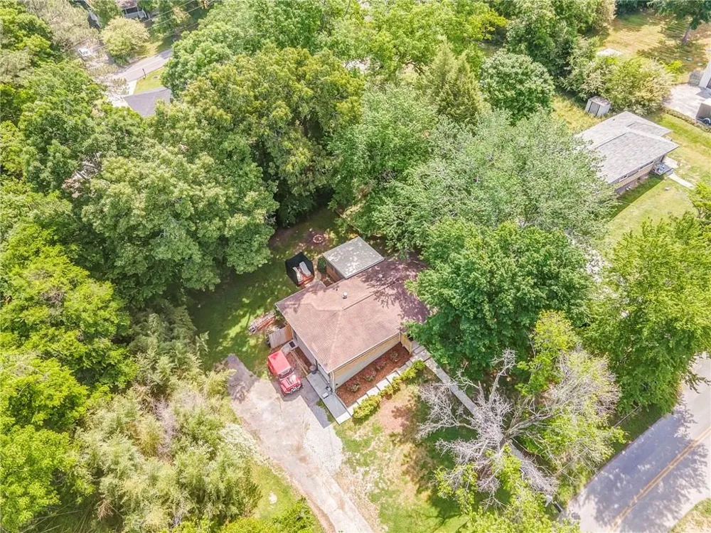 1004 W Lewis Street Rossville, GA 30741