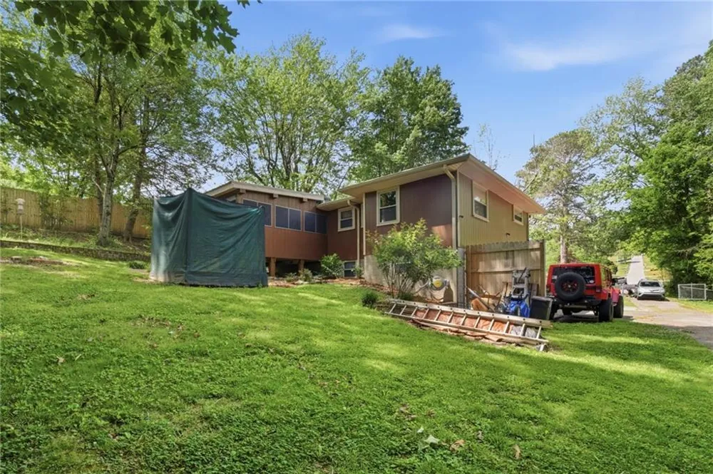 1004 W Lewis Street Rossville, GA 30741