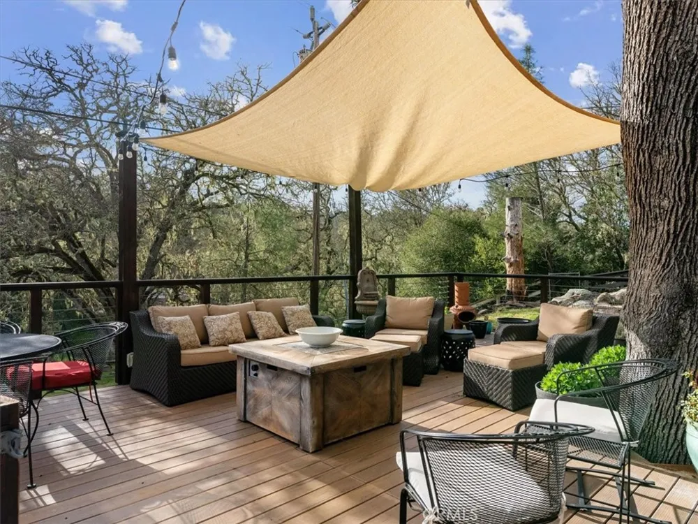 8160 Los Osos Atascadero, CA 93422