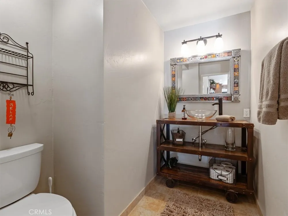 8160 Los Osos Atascadero, CA 93422