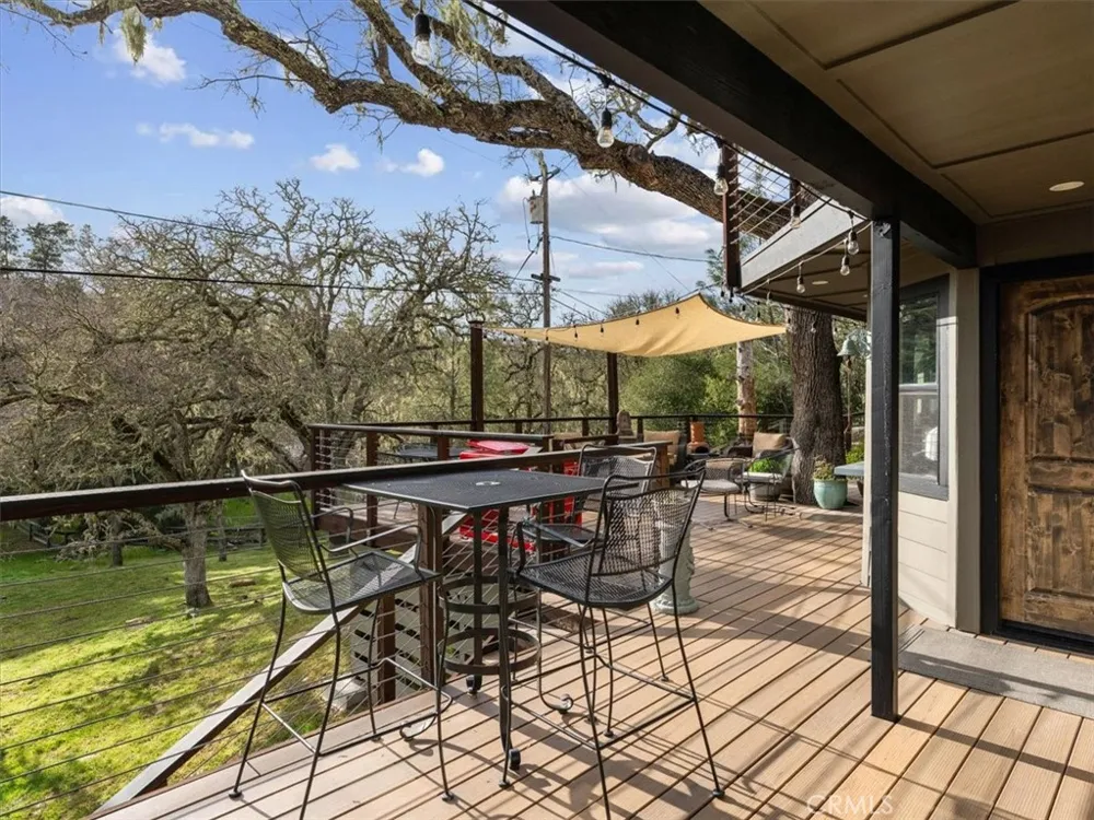 8160 Los Osos Atascadero, CA 93422