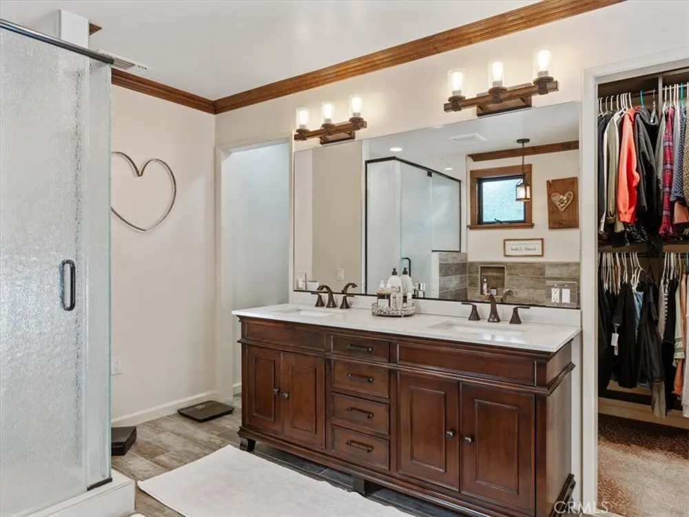 8160 Los Osos Atascadero, CA 93422