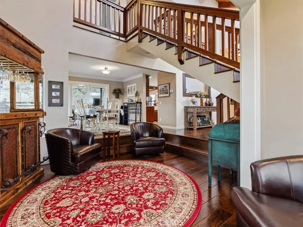 8160 Los Osos Atascadero, CA 93422