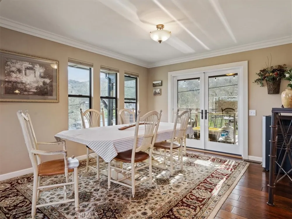 8160 Los Osos Atascadero, CA 93422