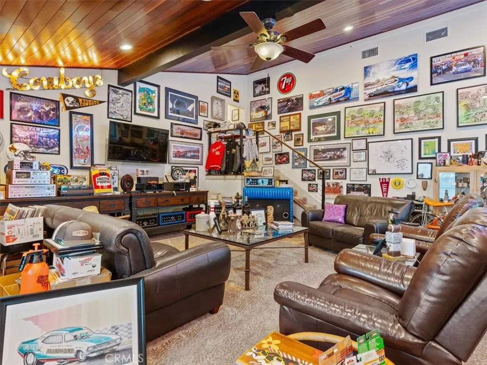 8160 Los Osos Atascadero, CA 93422