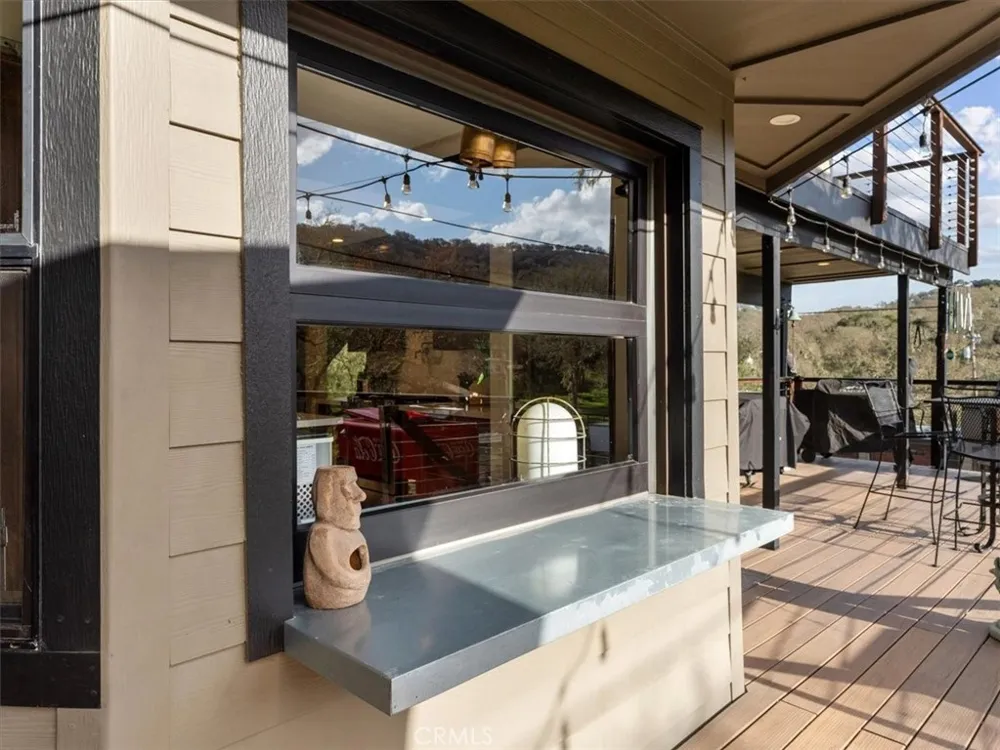 8160 Los Osos Atascadero, CA 93422