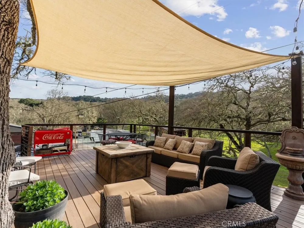 8160 Los Osos Atascadero, CA 93422