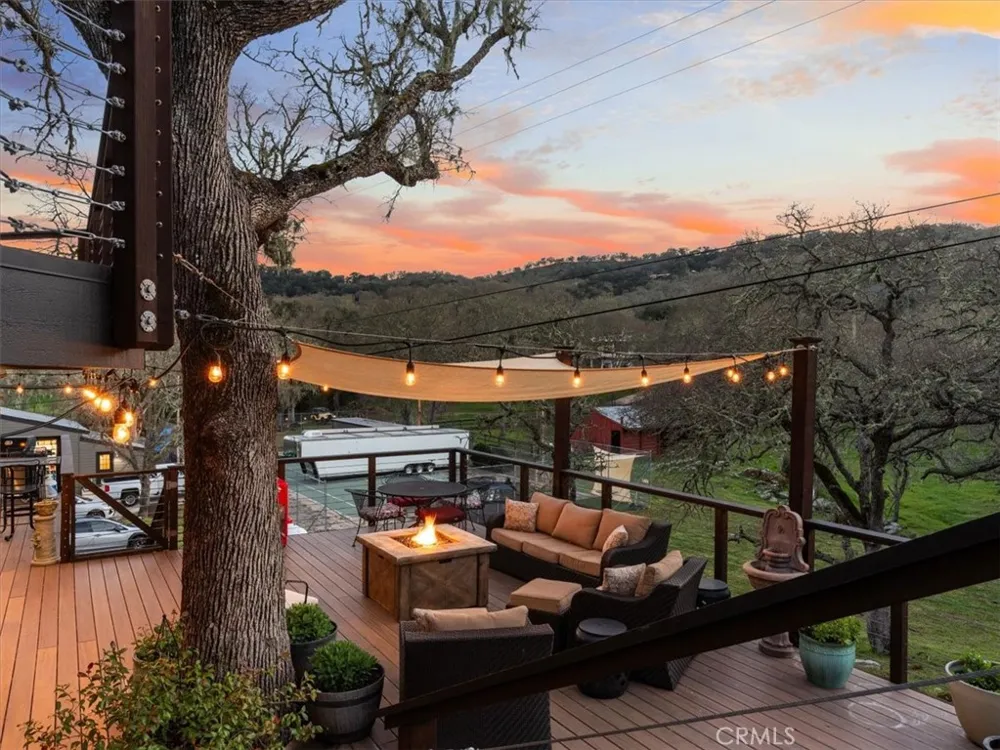 8160 Los Osos Atascadero, CA 93422