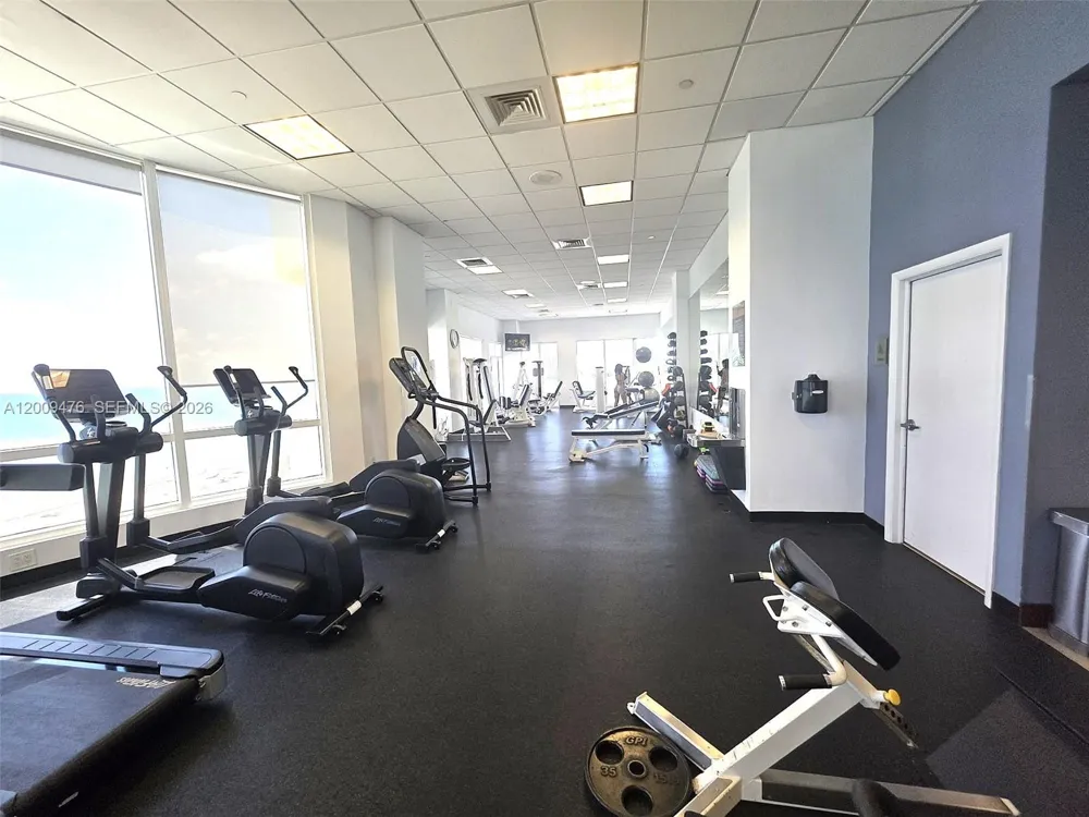 6365 Collins Ave #4311 Miami Beach, FL 33141