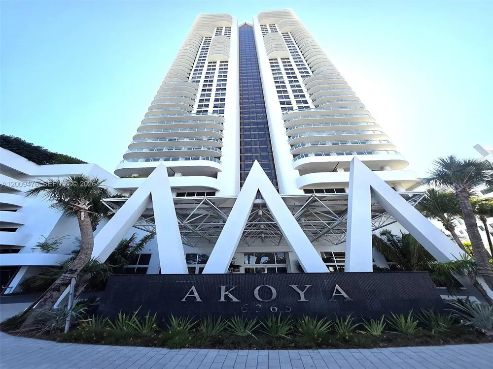 6365 Collins Ave #4311 Miami Beach, FL 33141