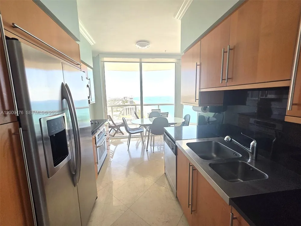 6365 Collins Ave #4311 Miami Beach, FL 33141