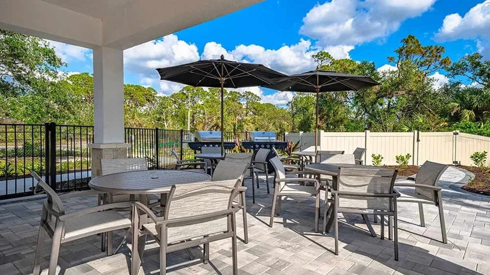 7109 PINELIT COVE Nokomis, FL 34275