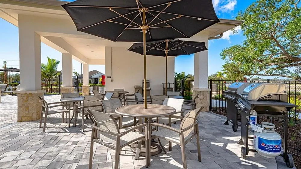 7109 PINELIT COVE Nokomis, FL 34275