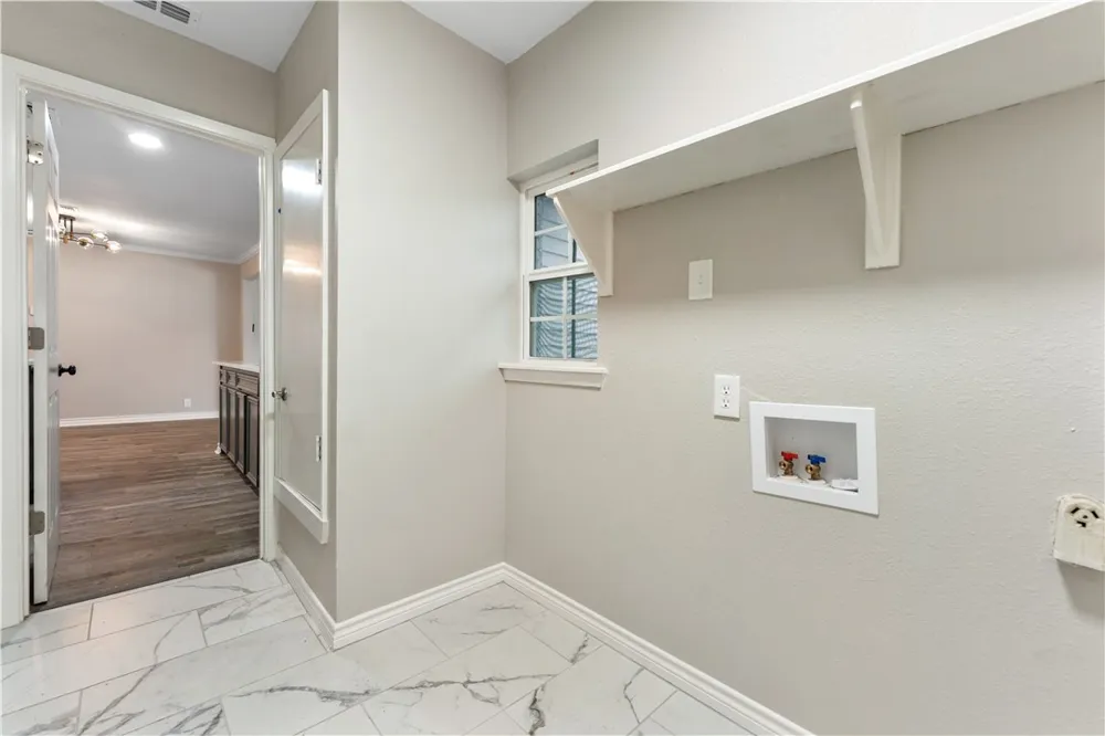 4937 Holmes Drive Corpus Christi, TX 78411