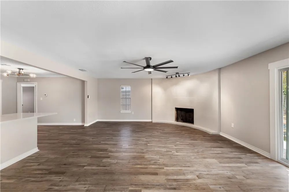 4937 Holmes Drive Corpus Christi, TX 78411