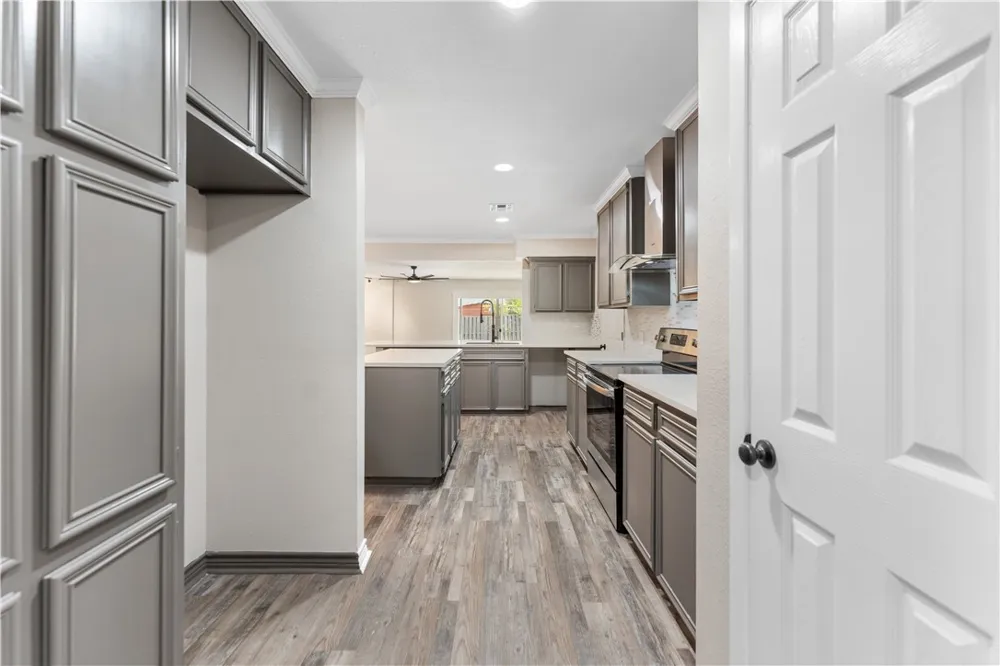 4937 Holmes Drive Corpus Christi, TX 78411