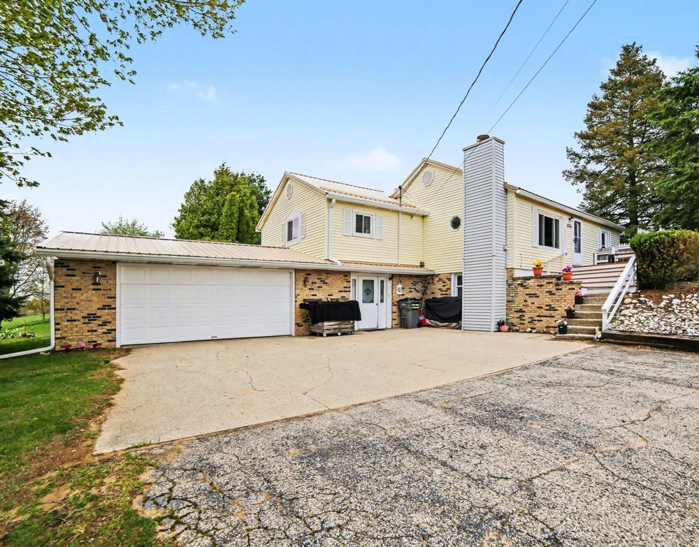 2330 W Tyler Road Hart, MI 49420