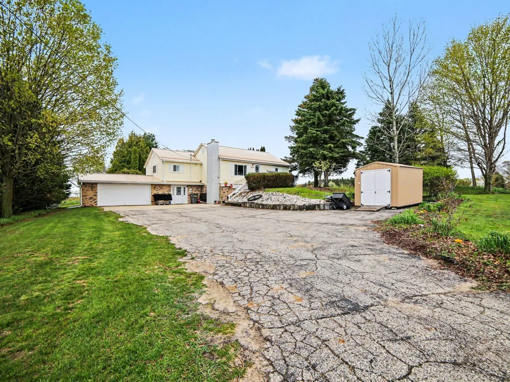 2330 W Tyler Road Hart, MI 49420