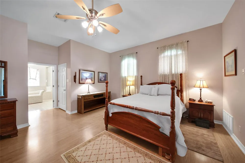 128 Duke Road Bedias, TX 77831