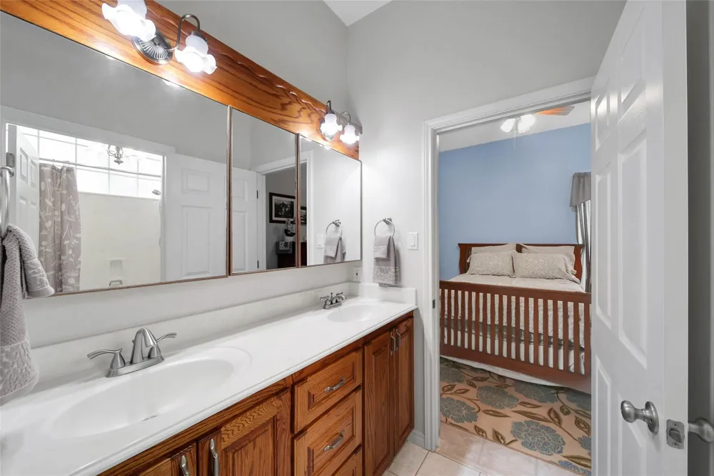 128 Duke Road Bedias, TX 77831