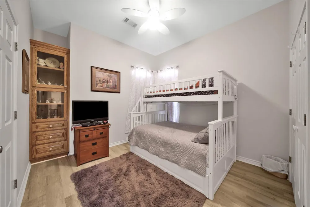 128 Duke Road Bedias, TX 77831