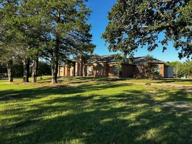 128 Duke Road Bedias, TX 77831