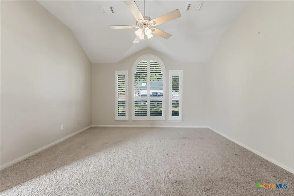714 Louisiana Avenue Shiner, TX 77984