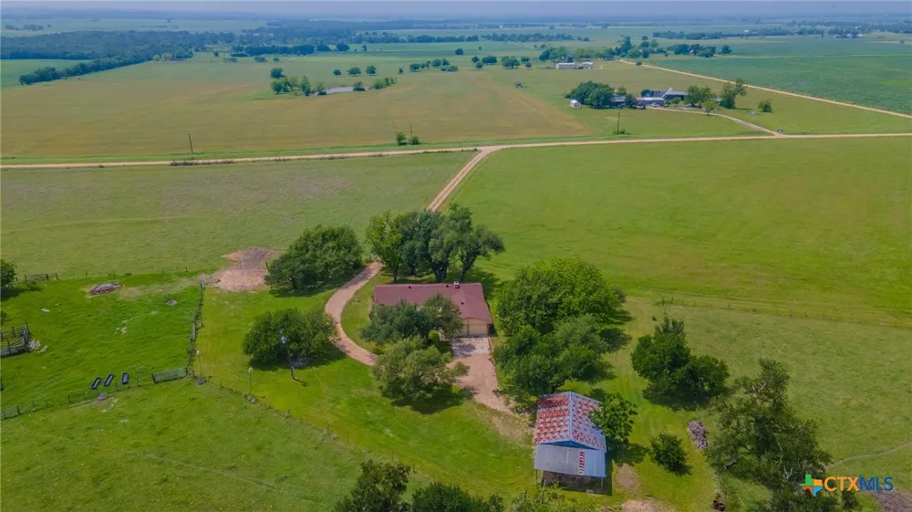 3053 Hobby Creek Road Burlington, TX 76519