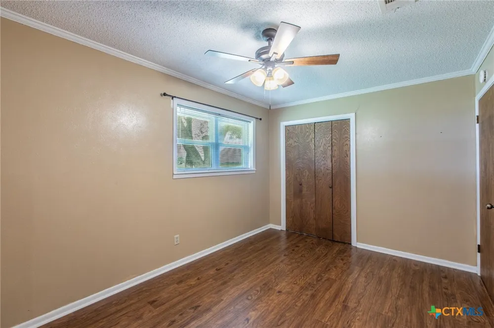 3053 Hobby Creek Road Burlington, TX 76519