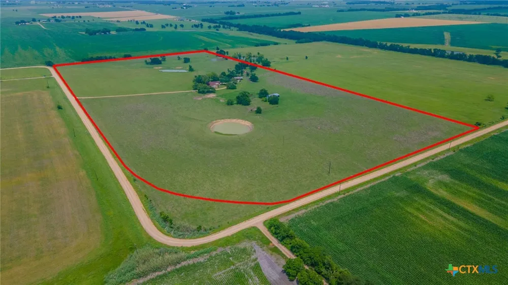 3053 Hobby Creek Road Burlington, TX 76519